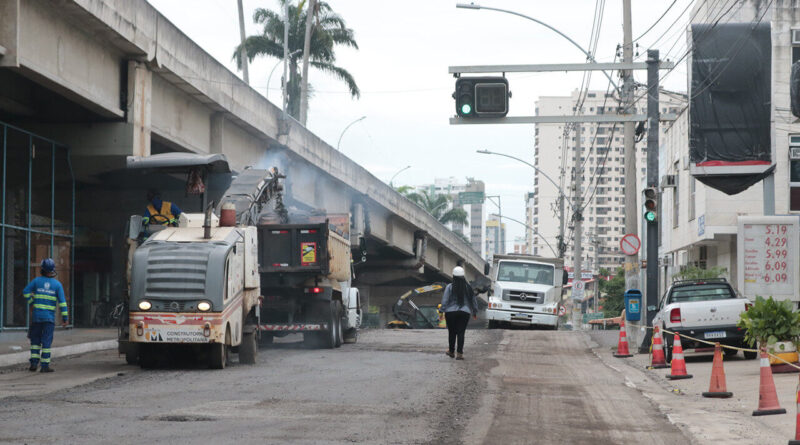 with 223892 Easy Resize.com