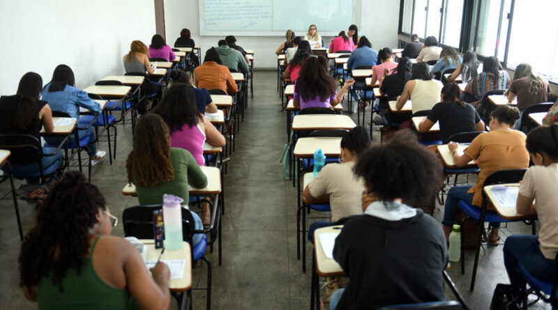 with 223916 Easy Resize.com