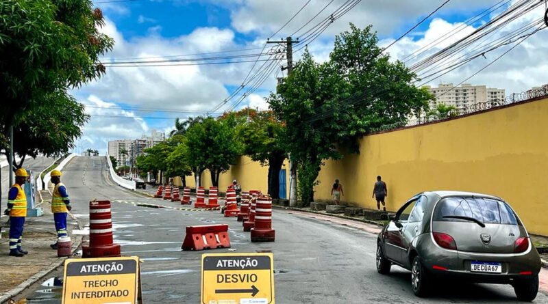 with 224526 Easy Resize.com