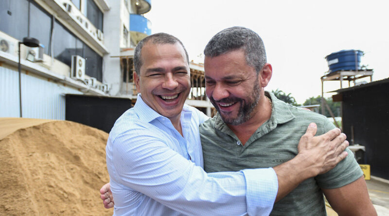 with 224905 Easy Resize.com