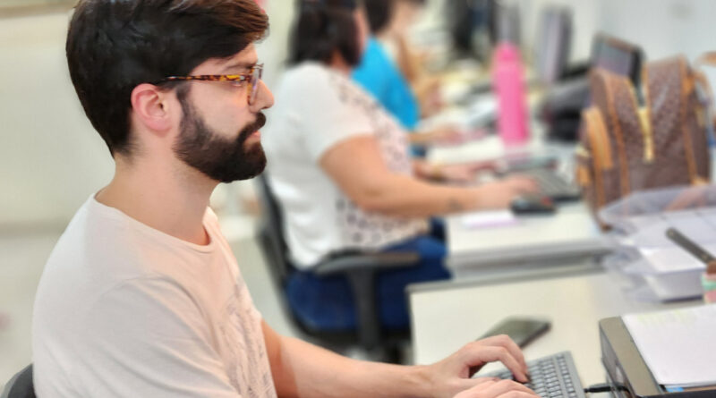 with 224964 Easy Resize.com