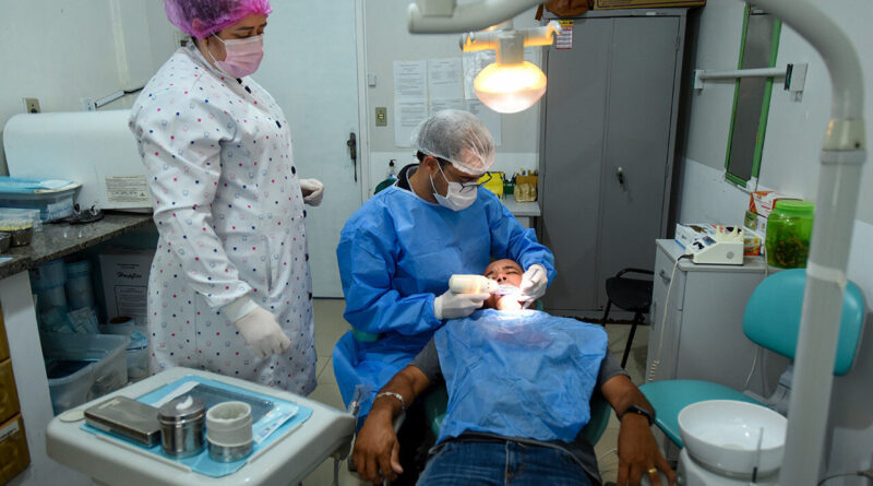 with 225197 Easy Resize.com