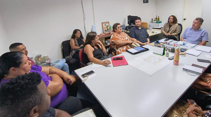 with 225497 Easy Resize.com