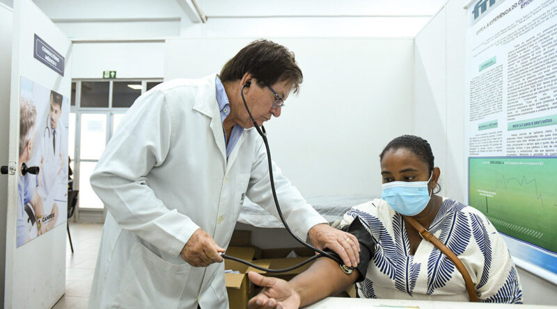 with 225559 Easy Resize.com