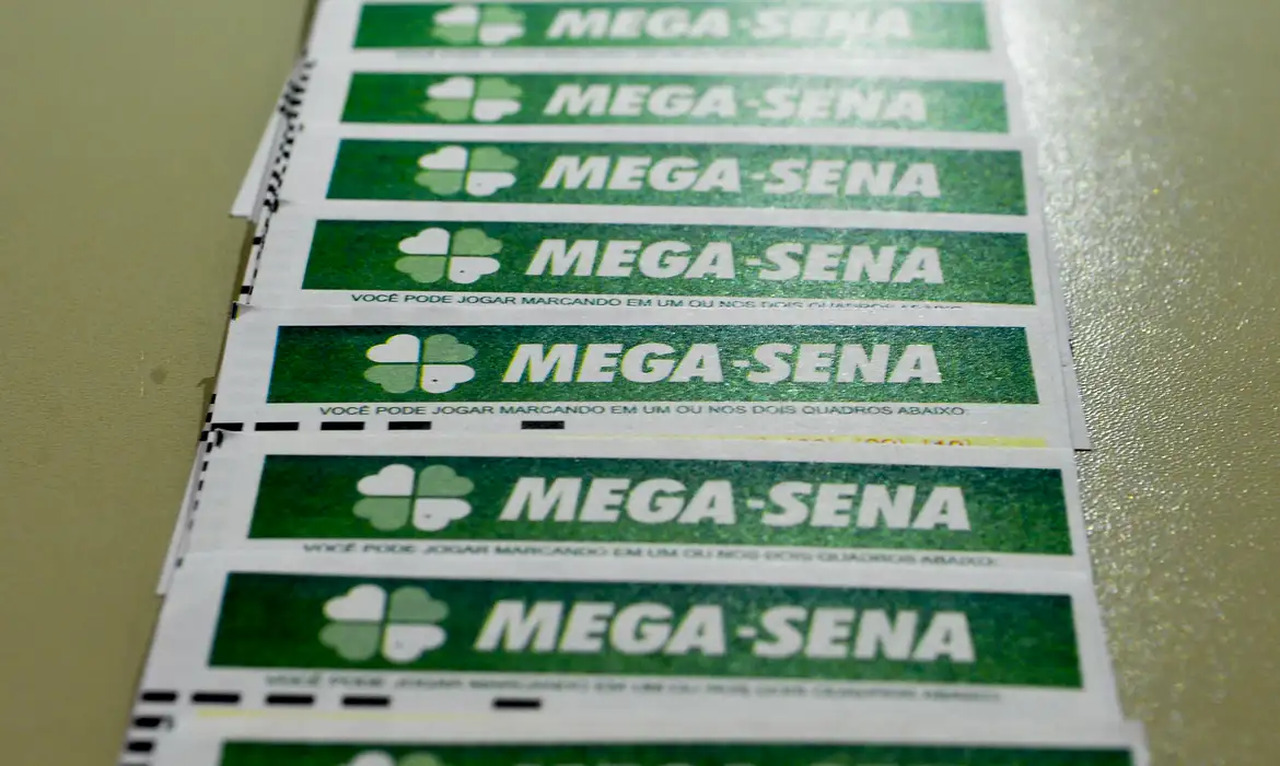 Mega-Sena acumula, e prêmio sobe para R$ 9,5 milhões