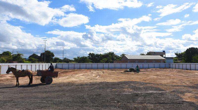 with 225884 Easy Resize.com