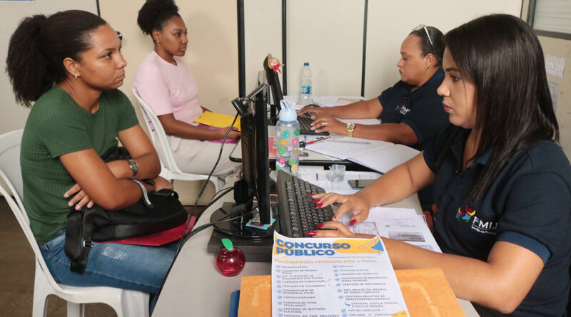 with 225952 Easy Resize.com