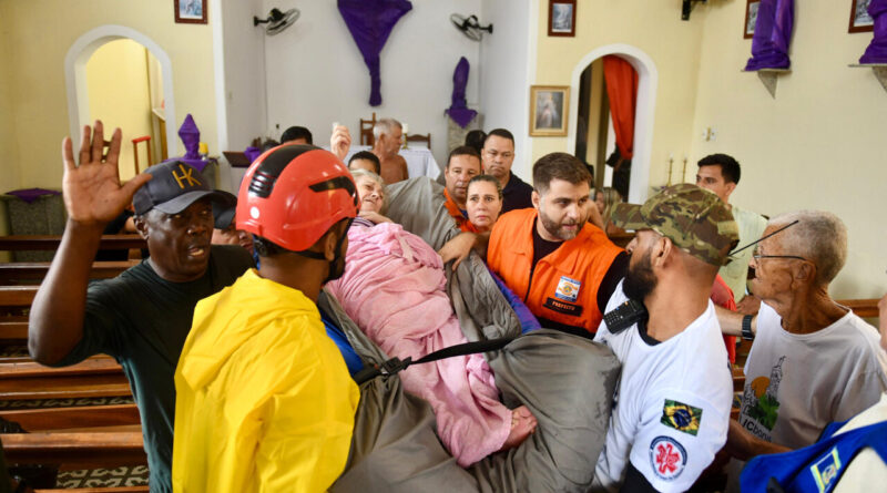 with 226224 Easy Resize.com