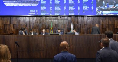 Alerj aprova lei que regulamenta contratação temporária de professores para a rede estadual do Rio