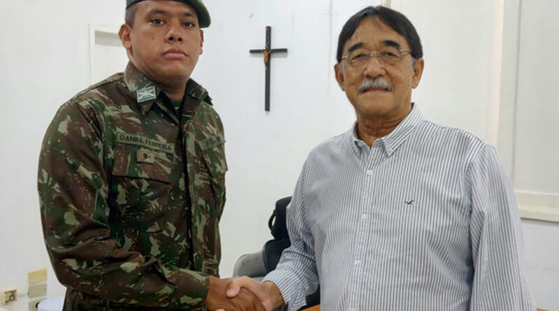 with 226513 Easy Resize.com