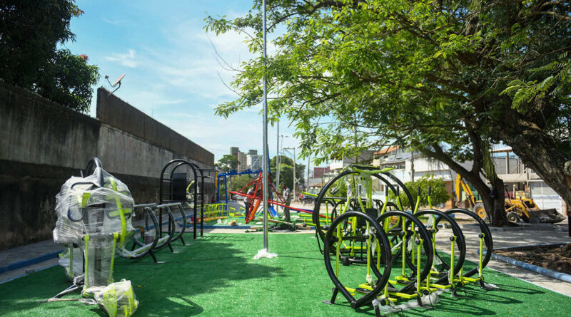 with 226549 Easy Resize.com