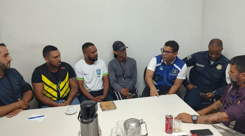 with 226868 Easy Resize.com