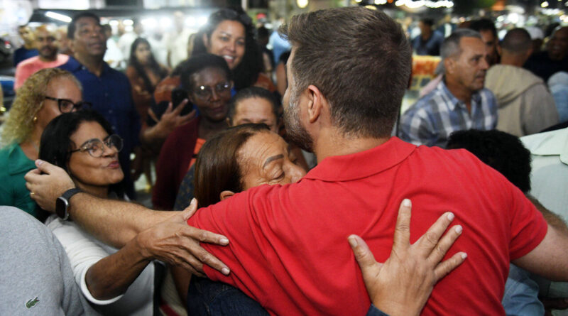 with 226929 Easy Resize.com