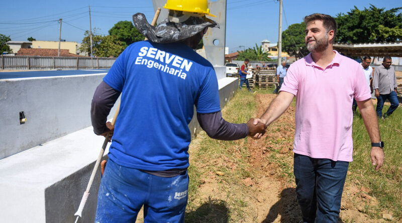 with 227086 Easy Resize.com