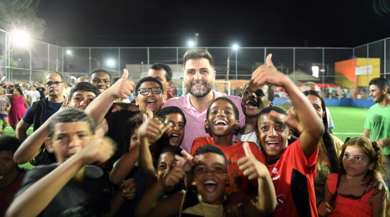 with 227093 Easy Resize.com