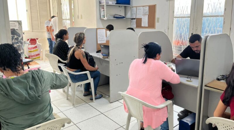 with 227097 Easy Resize.com