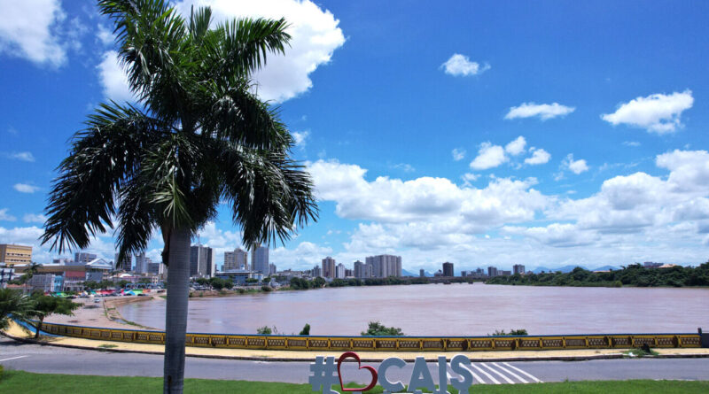 with 227133 Easy Resize.com