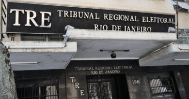 TRE-RJ mantém bloqueio de bens de empresário investigado em esquema ligado a fake news e lavagem de dinheiro