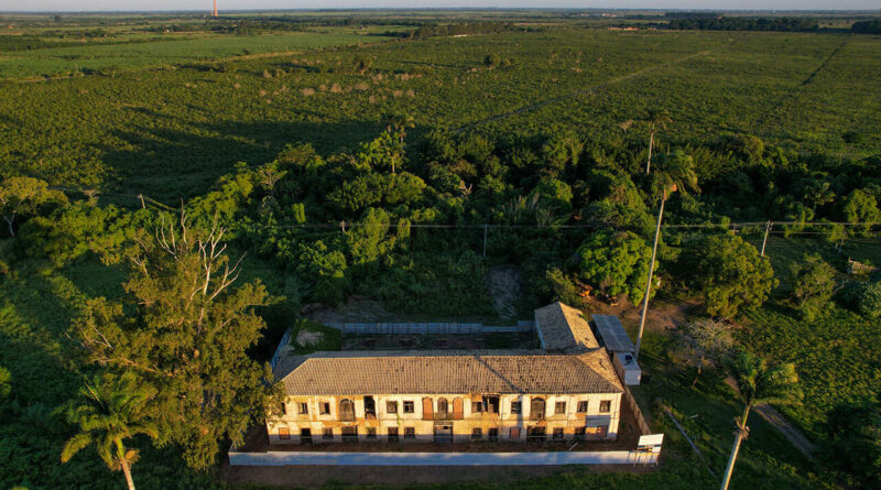 with 227259 Easy Resize.com