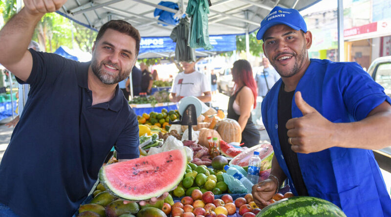 with 227482 Easy Resize.com