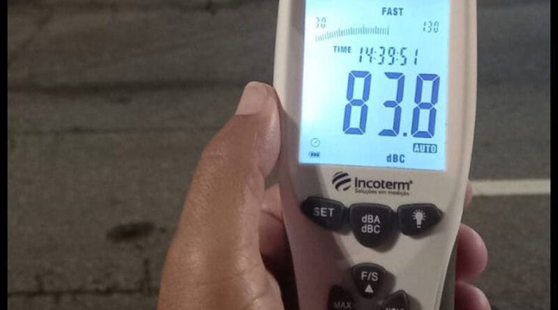 with 227506 Easy Resize.com