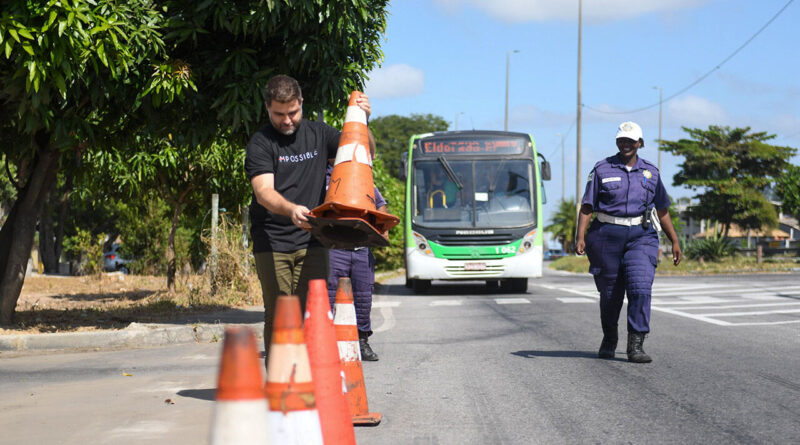 with 227575 Easy Resize.com