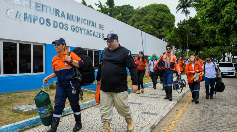 with 227604 Easy Resize.com