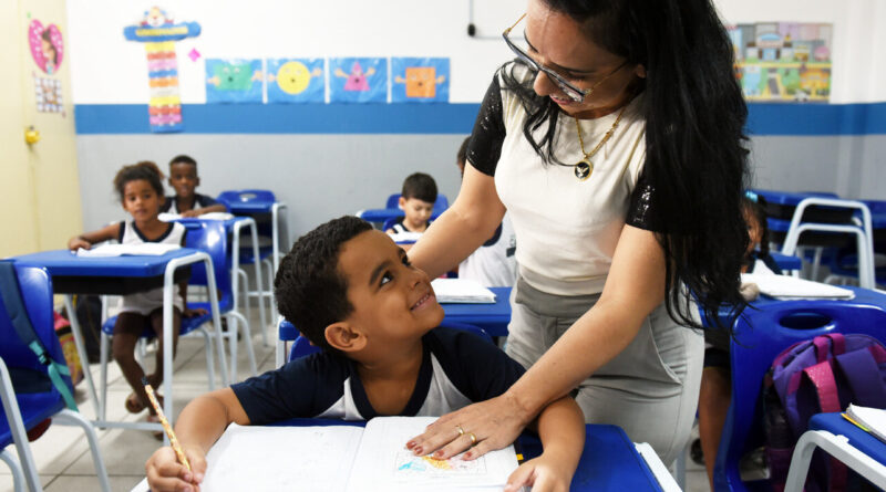 with 227863 Easy Resize.com