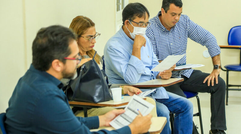 with 228214 Easy Resize.com