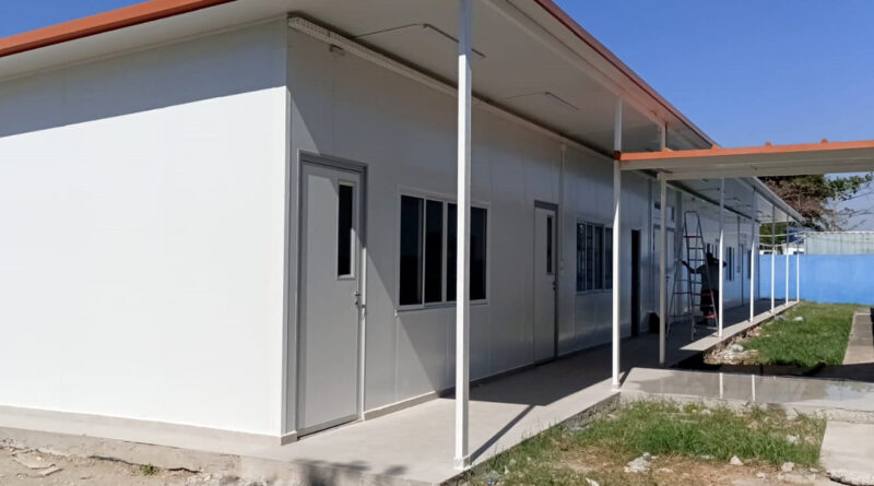 with 228333 Easy Resize.com