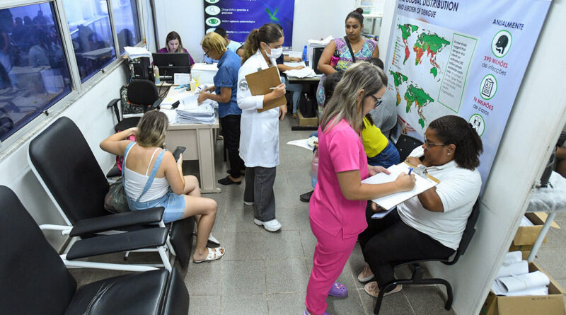 with 228749 Easy Resize.com