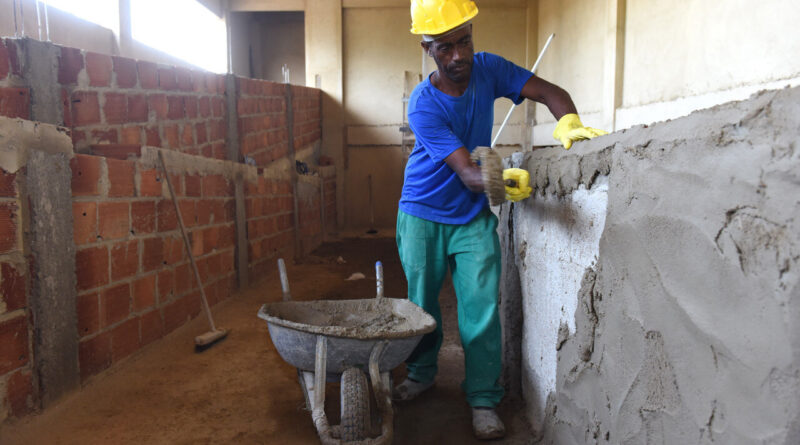 with 228842 Easy Resize.com