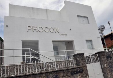 Procon Campos divulga lista de material que escolas não podem solicitar