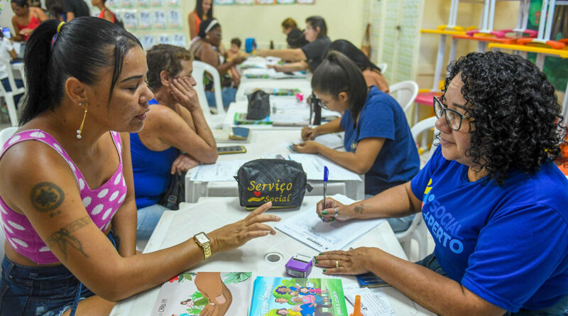 with 229521 Easy Resize.com