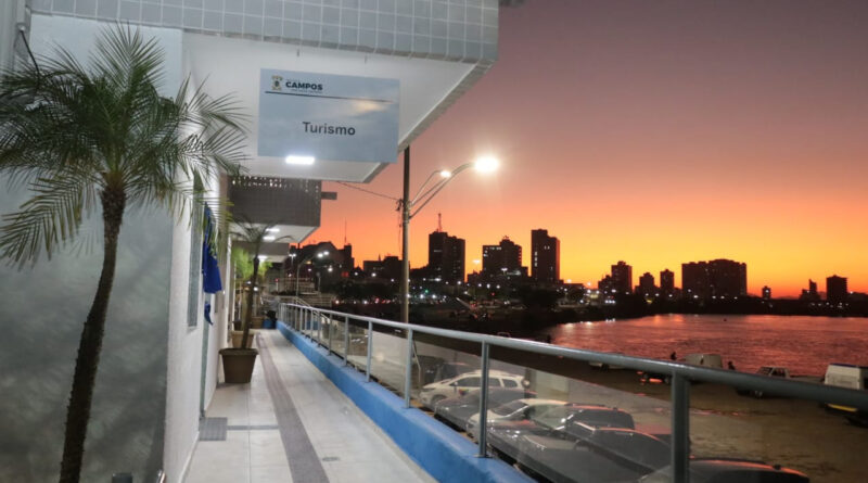 with 229563 Easy Resize.com