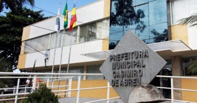 MPRJ ajuíza ação contra prefeito de Casimiro de Abreu, vice-prefeito e secretários por improbidade administrativa