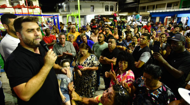 with 230099 Easy Resize.com