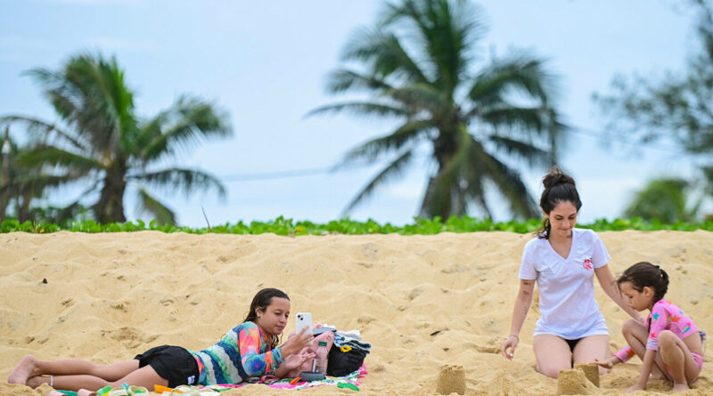 with 230756 Easy Resize.com