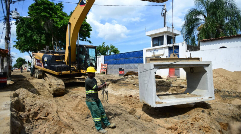 with 230877 Easy Resize.com