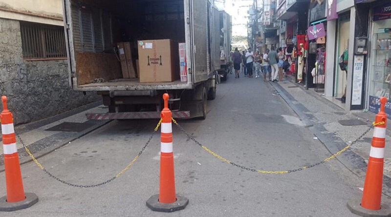 with 230974 Easy Resize.com