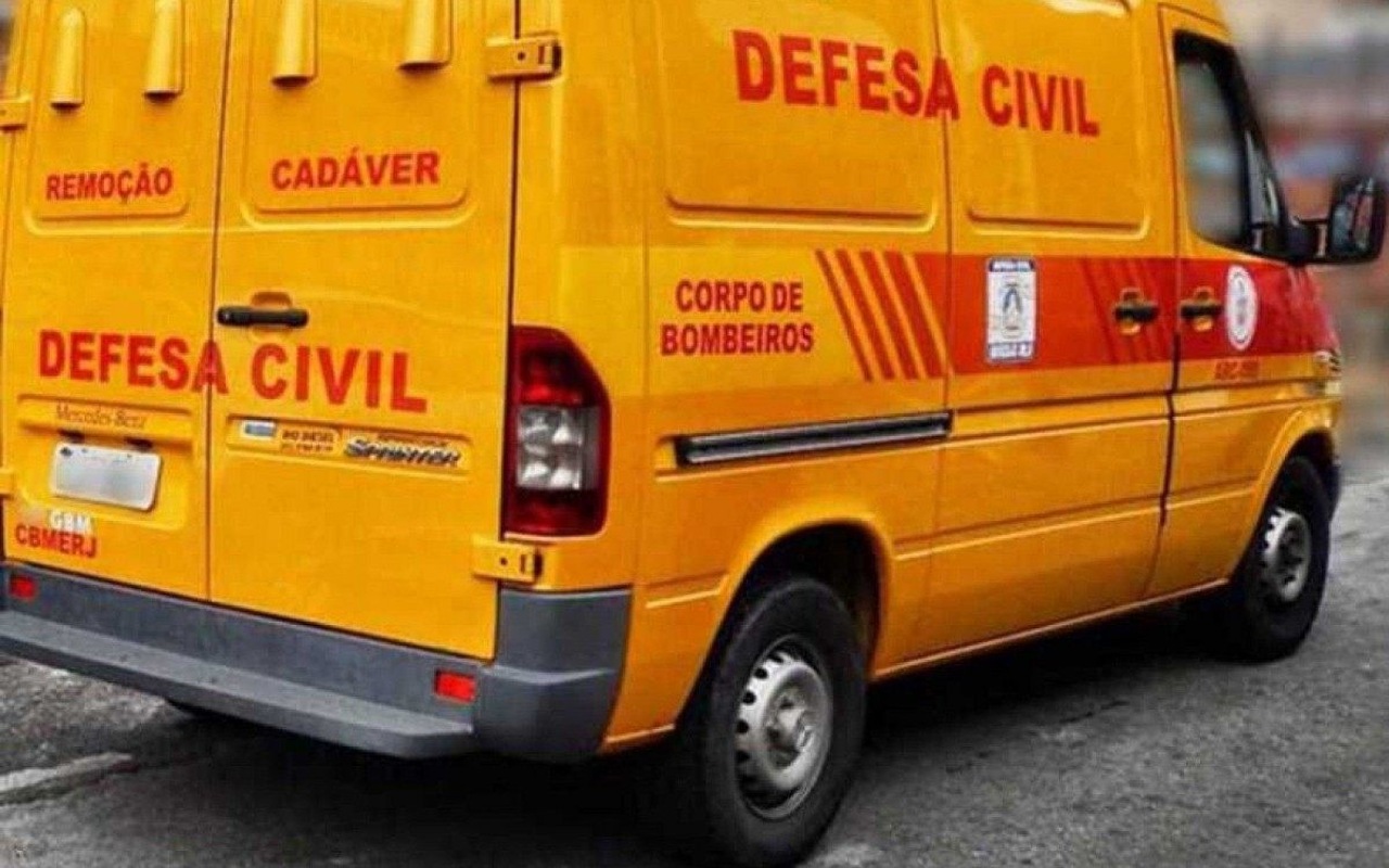 Homem é morto a tiros dentro de sua residência em Travessão