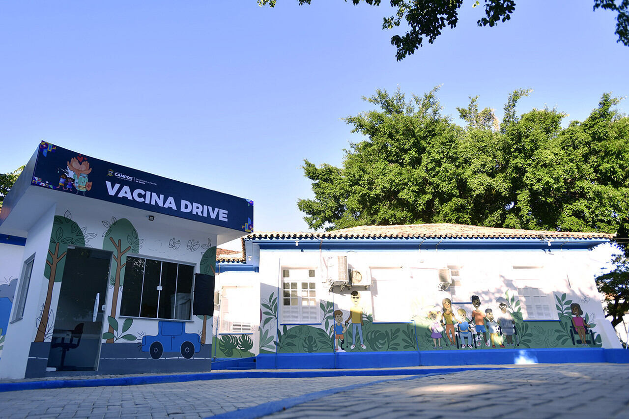 Crianças e adolescentes de 10 a 13 anos devem receber a vacina contra dengue