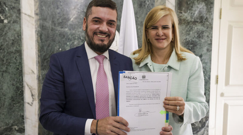 Presidente OAB Dra. Ana Tereza Basilio Foto Rafael Campos 19 Easy Resize.com