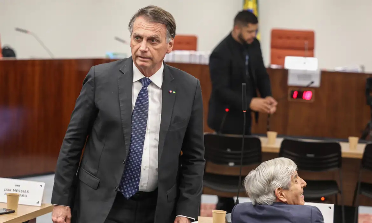 Confira a íntegra da decisão que decretou a prisão de Bolsonaro