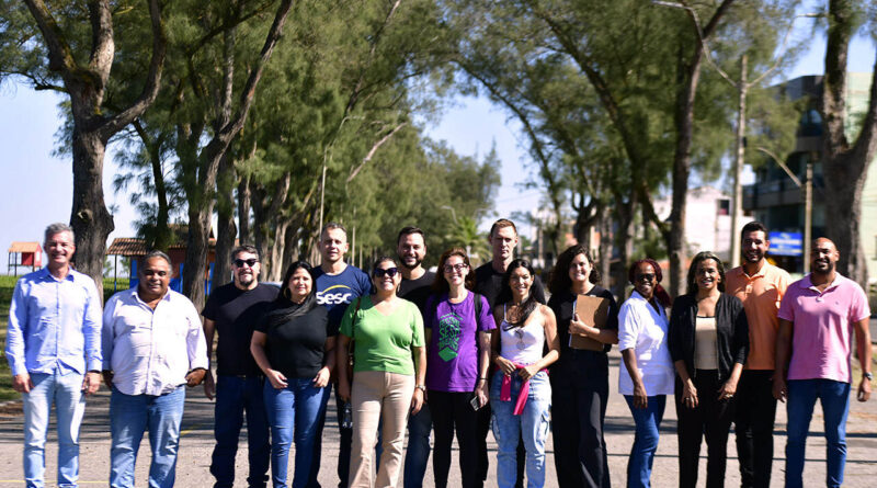 with 236365 Easy Resize.com