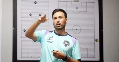 Davide Ancelotti elogia elenco e CT do Botafogo em primeiro dia no clube: ‘É um sonho treinar aqui’