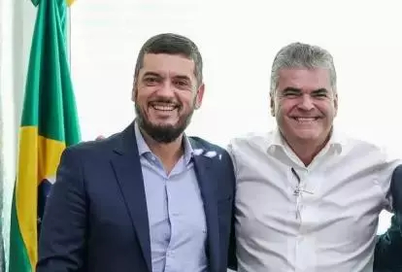 Governador em exercício, Bacellar exonera Washington Reis
