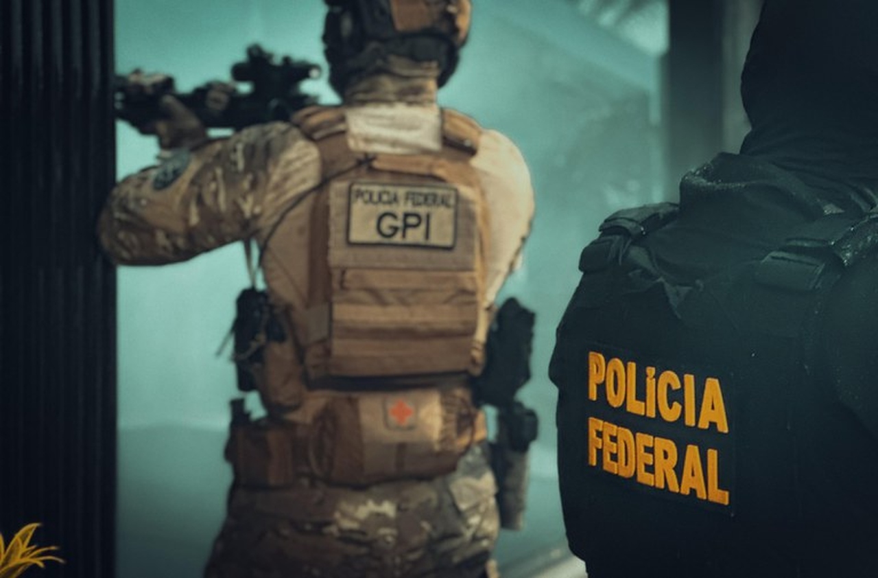 PF faz operação contra tráfico de drogas e cumpre mandados em Campos