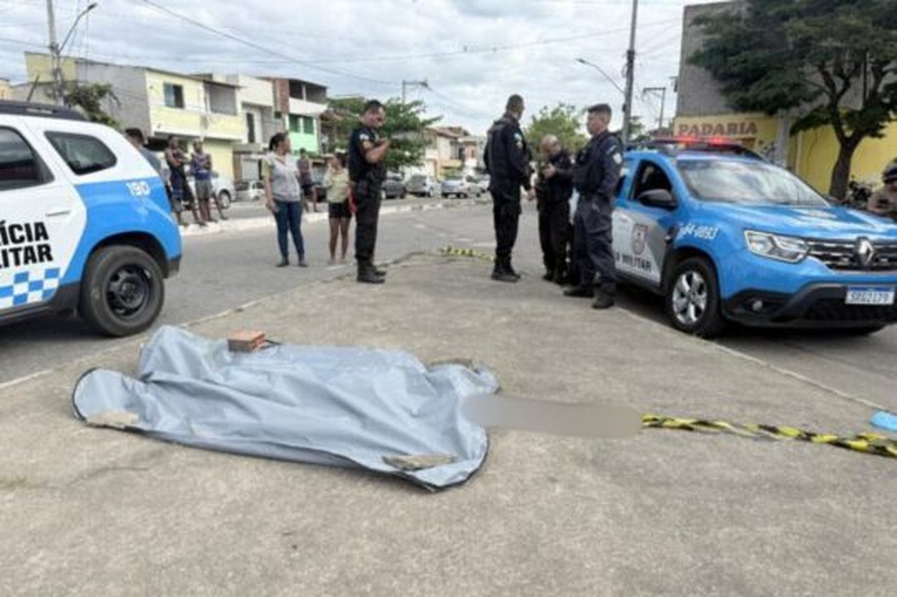 Homem de 41 anos é assassinado próximo à Praça do Santa Helena, em Campos