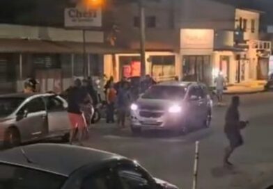 Discussão de trânsito termina em atropelamento no Parque Aurora, em Campos